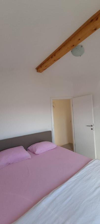 Apartmani Lanterna クルク エクステリア 写真