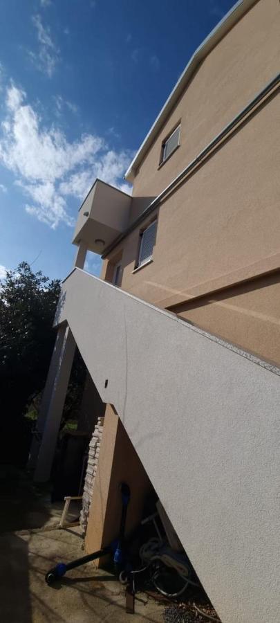 Apartmani Lanterna クルク エクステリア 写真